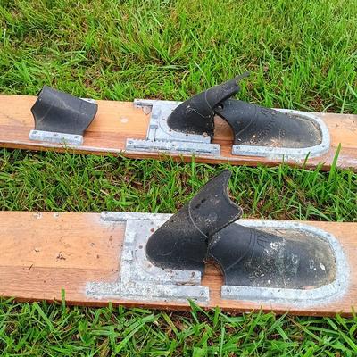 LOT 217: Cypress Gardens Wooden Water Skis