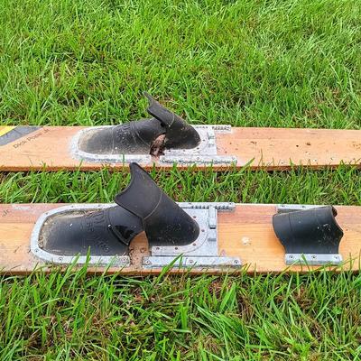 LOT 217: Cypress Gardens Wooden Water Skis