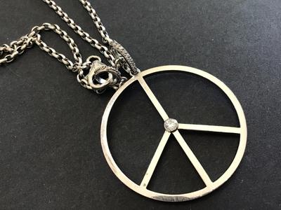 1..72 Carats Sterling Pendant with 36 inch Curb Chain Sheryl Lowe Peace sign Designer N0000486