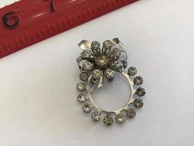 Vintage Rhinestone Brooch