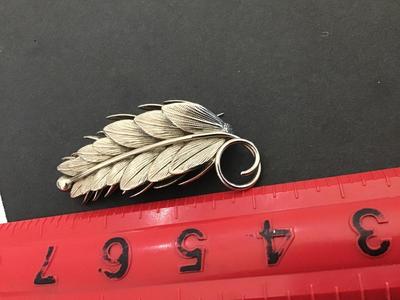 Silver Tone Branch Leaf Brooch. vintage