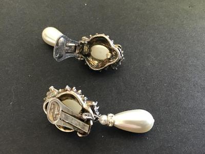 Art Deco Crystal Rhinestone Drop Clip Nice Quality Vintage