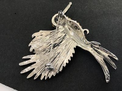Hummingbird Brooch