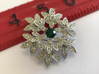 Sarah Coventry Brooch