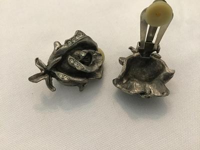 Pewter Tone Rhinestone Rose Clip on Earrings