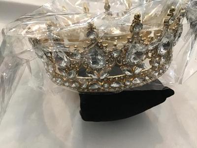 Tiara Gold Tone New in Box
