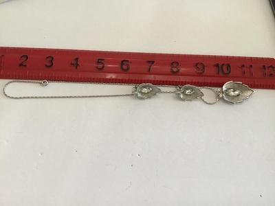 Sarah Coventry Set Earrings Clip on With Necklace