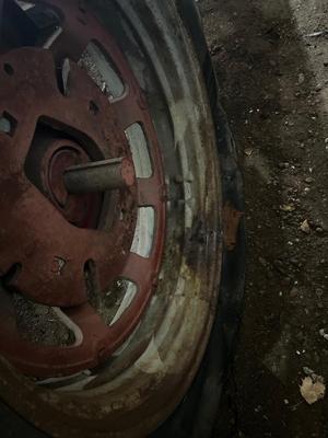 Sale Photo Thumbnail #34: Farmall 400, One of the tires is flat, there is a hydraulic issue with the bucket. Has not run in time, but did run a while ago.