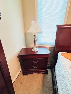 3 DRAWER NIGHT STAND AND BRUSHED NICKEL LAMP
