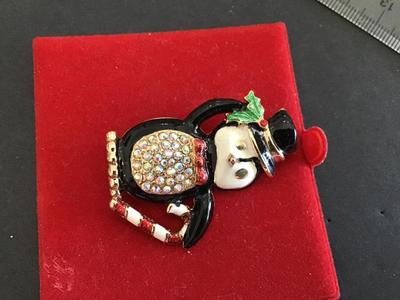 Penguin Holiday Brooch