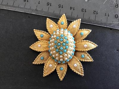 Beautiful Vintage Brooch