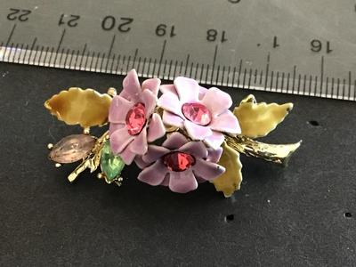 Coro Beatiful Vintage Floral Rhinestone Brooch Signed
