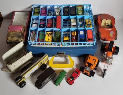 LOT 58L: Vintage Toy Cars with Matchbox Carrying Case and More