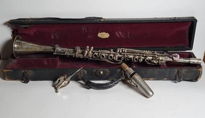 LOT 79X: Vintage Metal Clarinet with Mouth Piece and Carrying Case