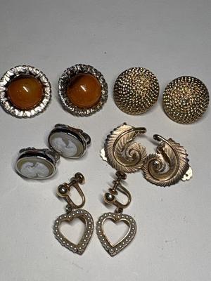 Sale Photo Thumbnail #284: Trifari cameo, Hong Kong orange/gold, Monet gold, Giovanni gold leaf, Whiteco 12k GF heart