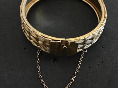 Vintage Gold Tone Weave Bracelet