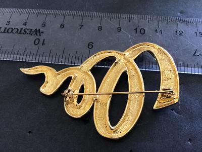 JJ. Swirl Large Fashion Brooch Vintage