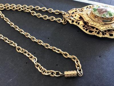 Vintage Victorian Style Necklace Filagree. Beatiful