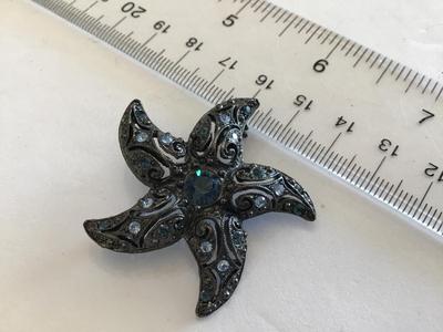 Pretty Blue Rhinestone Brooch