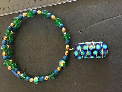 Beautiful Glass Collar Necklace Choker Style