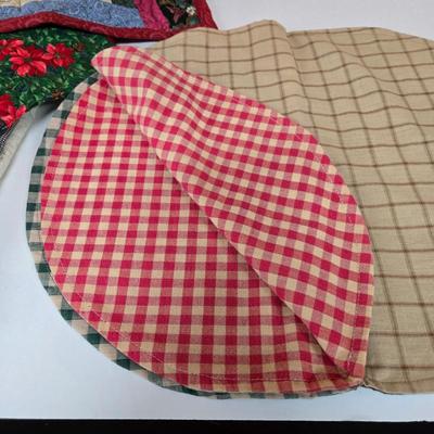 LOT 68P: Hand-Made Christmas Decor Including Two Stockings, Table Runners, Coasters, and More
