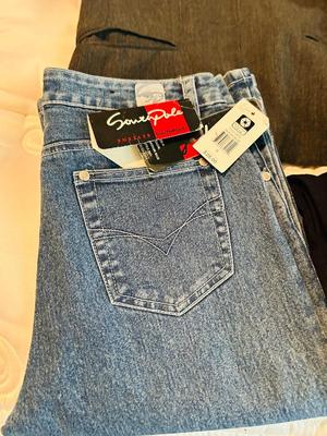 WOMENS CLOTHING