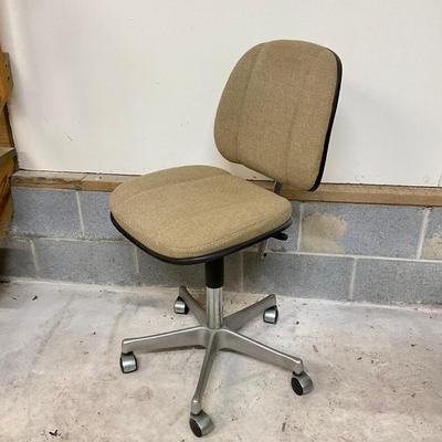 957 Vintage Mid-Century Modern Desk Chair