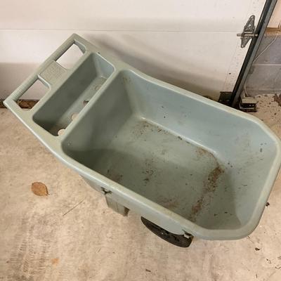 960 Ames Easy Roller Jr. Wheel Barrel
