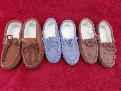 3 pair of ladies house slipper mocassins, look like new/unused, size 7.
