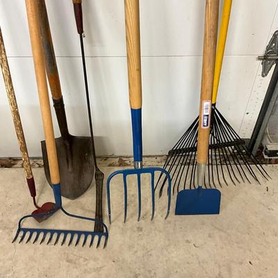 967 Assortment Of Yard/Garden Tools