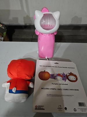 Sale Photo Thumbnail #258: Popcorn Maker, Universal Studios Exclusive ET Plush Stuffed Toy, Halloween Pumpkin Pushin. All Vintage pieces with great value.