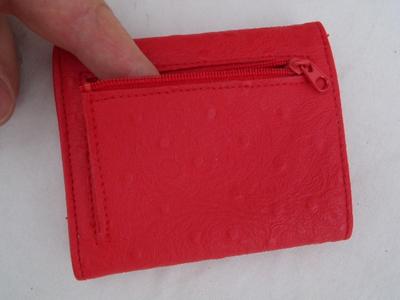 AVON Fashion Wallet. For cards, ID, cash, etc. Looks LNIB unused.