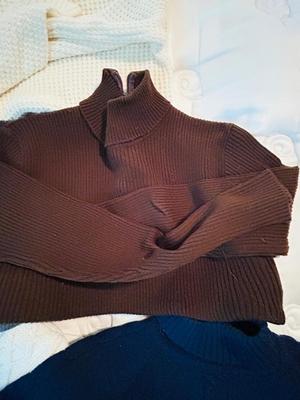 LONG NECK SWEATERS