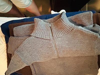 LONG NECK SWEATERS