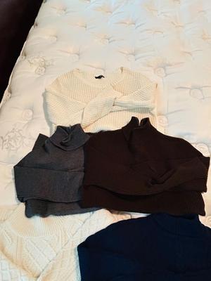 LONG NECK SWEATERS