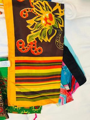 VINTAGE SCARVES