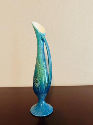 ROYAL HAEGER VASE NO. 4044