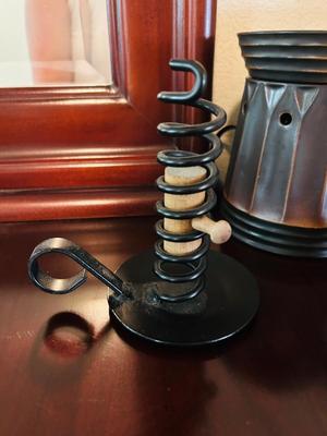 SCENTSY WAX BURNER WITH OPTIONAL WAX DISH AND A UNIQUE CANDLE STICK HOLDER