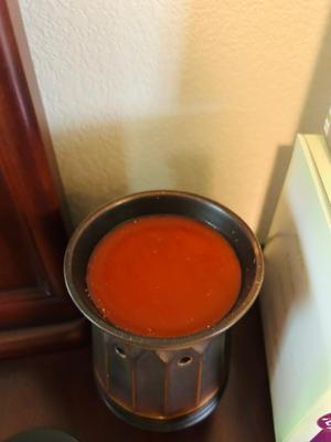 SCENTSY WAX BURNER WITH OPTIONAL WAX DISH AND A UNIQUE CANDLE STICK HOLDER
