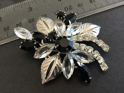 Beautiful Vintage Brooch