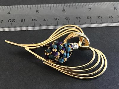 Unique Heart Rhinestone chain Braid Brooch