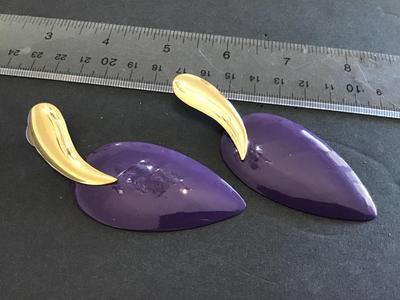 Pretty Plumb And Gold Tone Statement Earrings