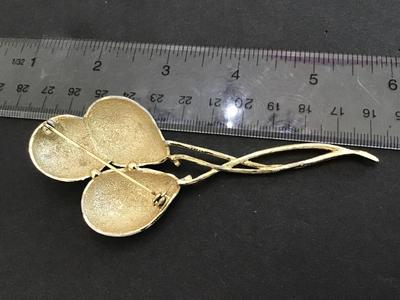 Large Gold Tone Ballon Brooch