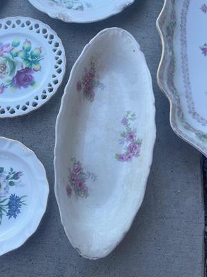 Sale Photo Thumbnail #515: Antique 1800's Porcelain Dish + Various Porcelain Dishes (Lot of 9)