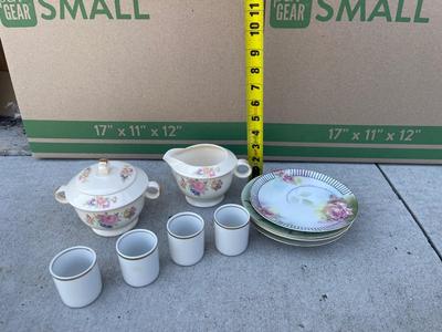 Sale Photo Thumbnail #633: Floral Mismatched Tea Service (Lot of 9)