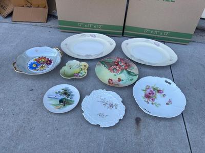 Sale Photo Thumbnail #634: Assorted Antique Plates (Lot of 8)
