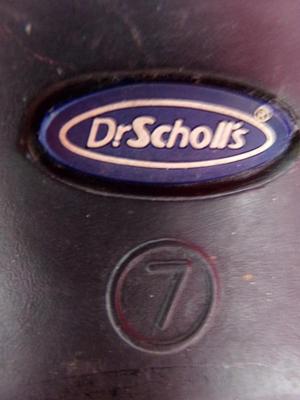 3 pair ladies foot ware. Dr. Scholl’s, Mushrooms, Cuddlers, Xtra nice!!