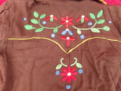 Expertly hand tailored & embroidered western style ladies shirt