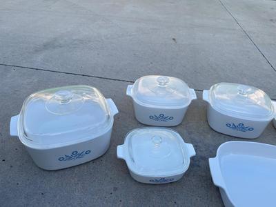 Sale Photo Thumbnail #730: Corning Ware "Blue Cornflower" Set (Set of 10). Great condition oven safe dishes, several with lids.