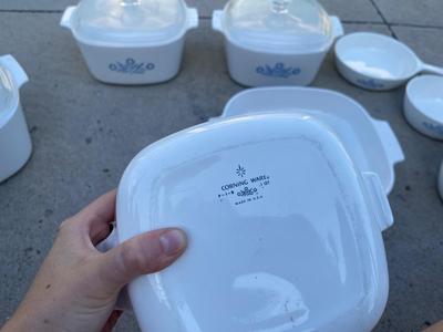 Sale Photo Thumbnail #739: Corning Ware "Blue Cornflower" Set (Set of 10). Great condition oven safe dishes, several with lids.